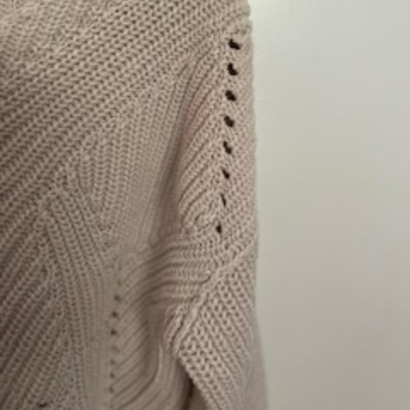 Abercrombie and Fitch XS Crop top Oatmeal - Picture 10 of 10